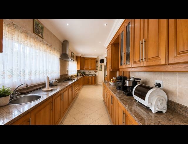 4 BEDROOM FREESTANDING FOR SALE IN WESTVILLE